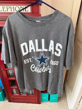 Dallas Cowboys Graphic Tee